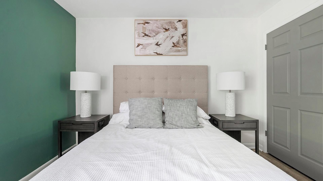 Photo of Bedroom in Green Hills