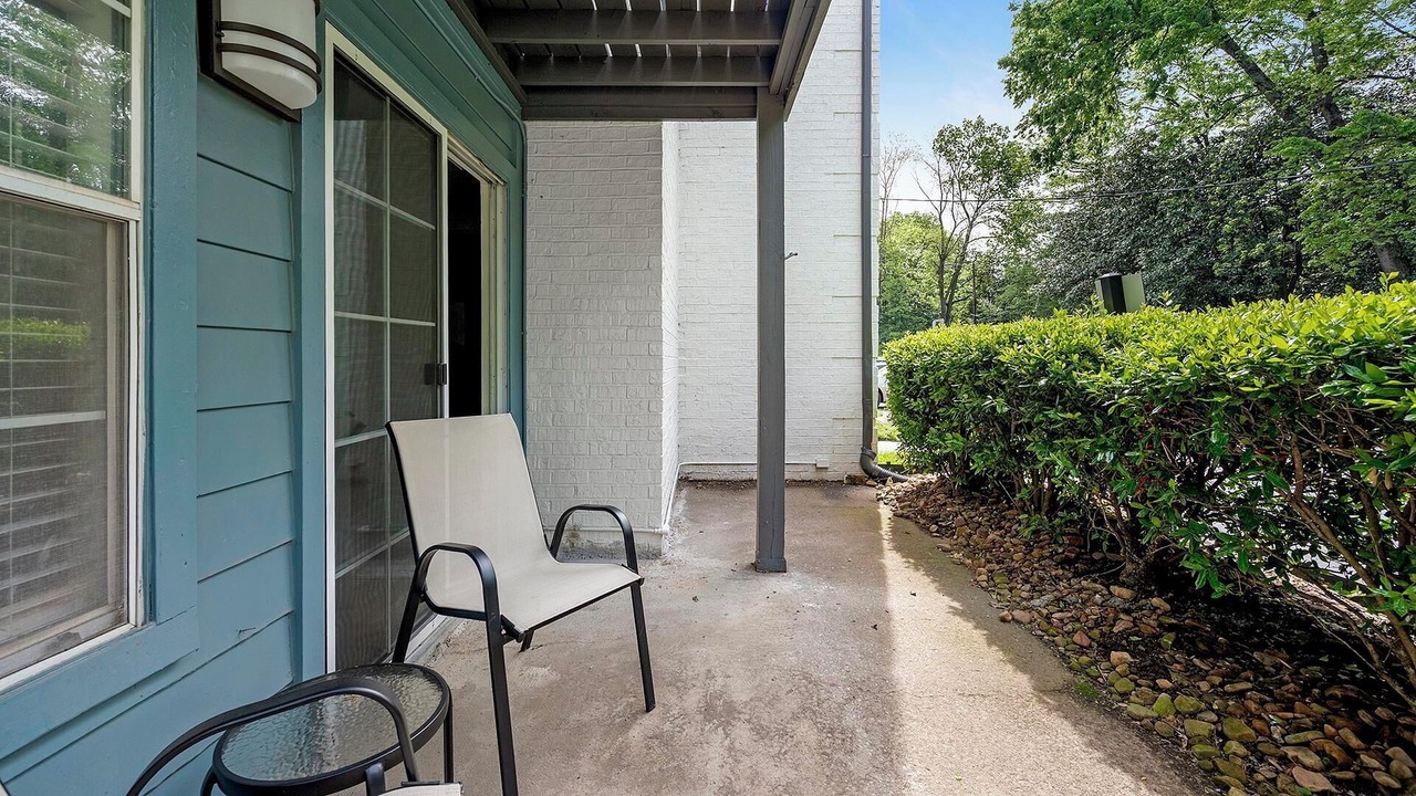 Photo of Patio Balcony in Green Hills