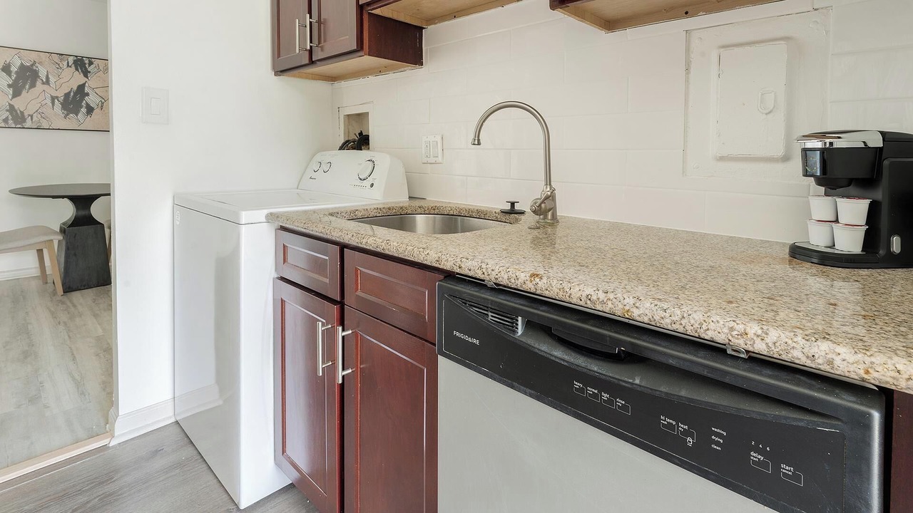 Photo of Kitchen in Greenbelt