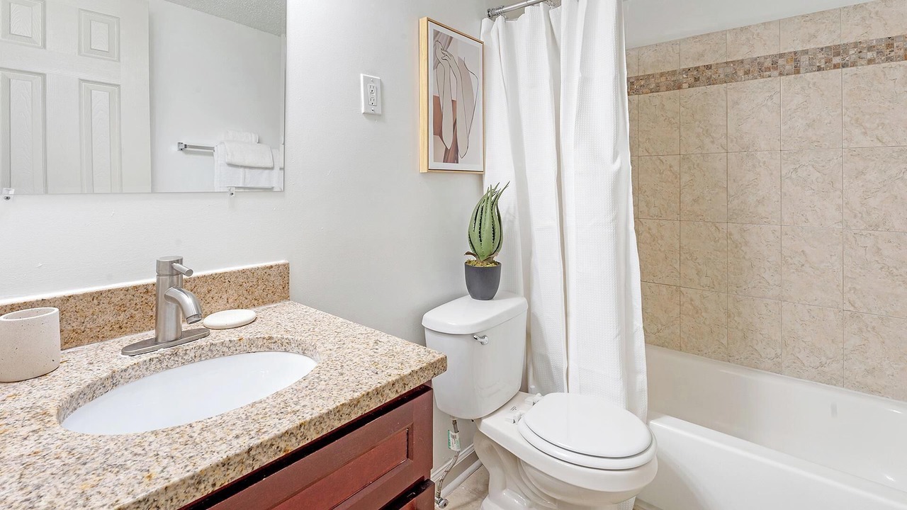 Photo of Bathroom in Greenbelt