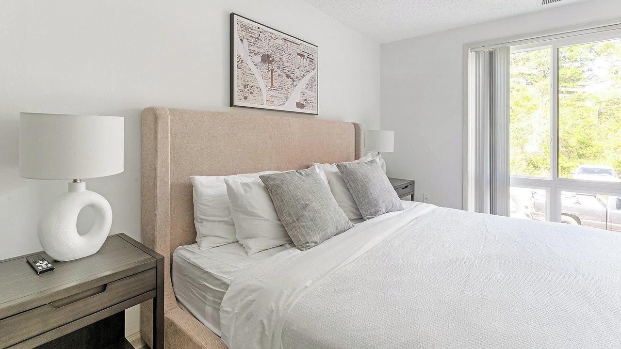 Photo of Bedroom in Greenbelt