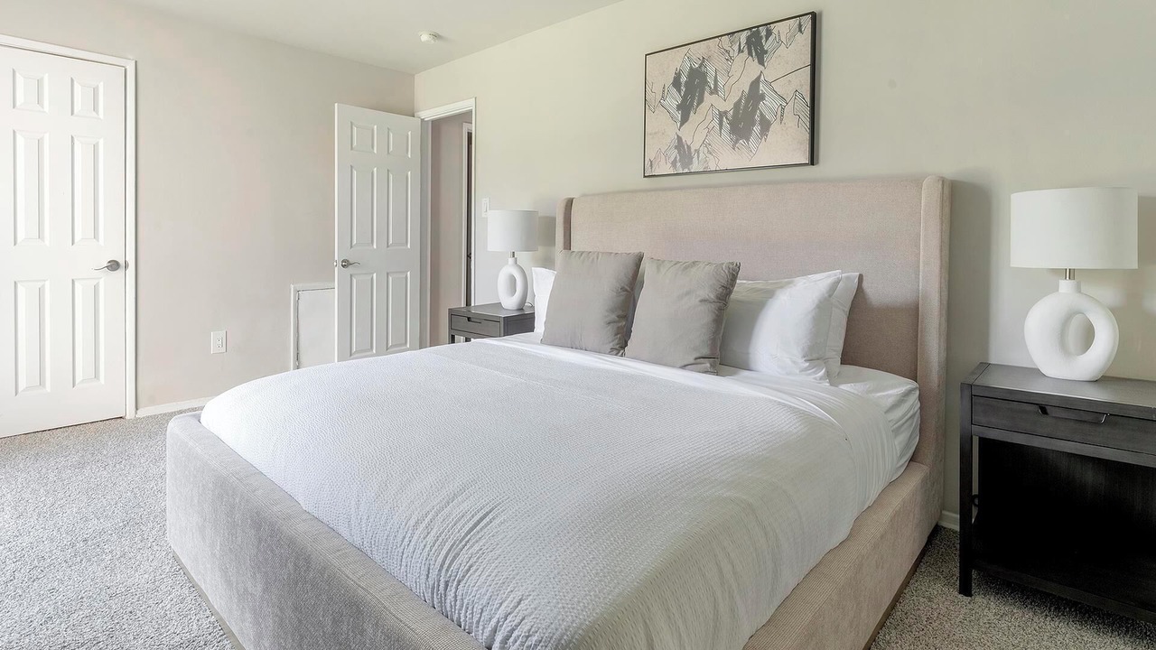 Photo of Bedroom in Greenbelt