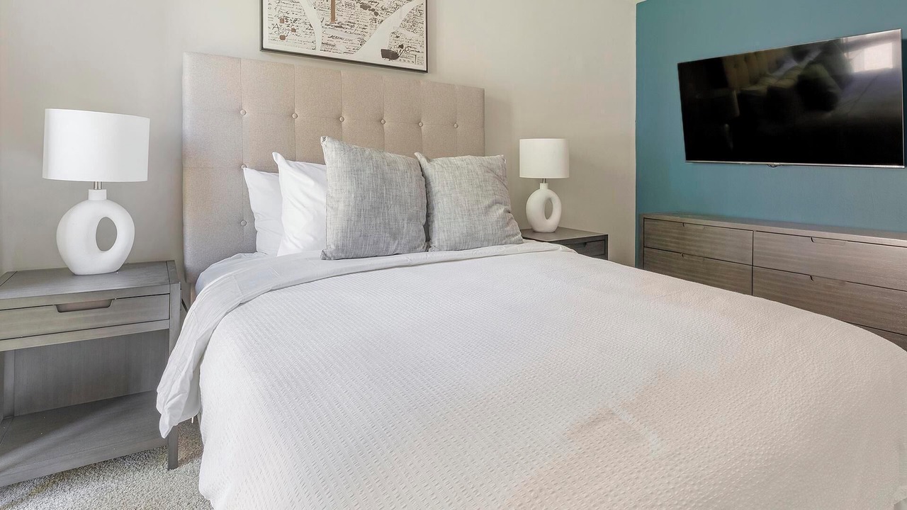 Photo of Bedroom in Greenbelt