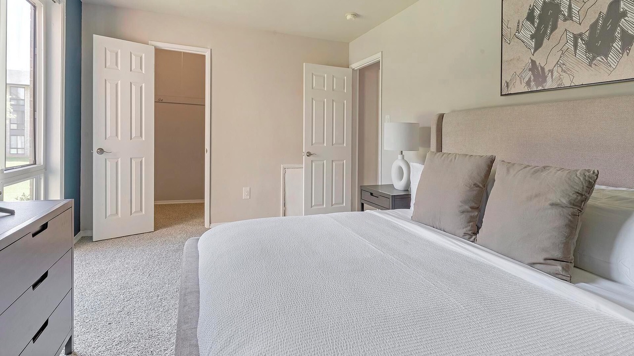 Photo of Bedroom in Greenbelt