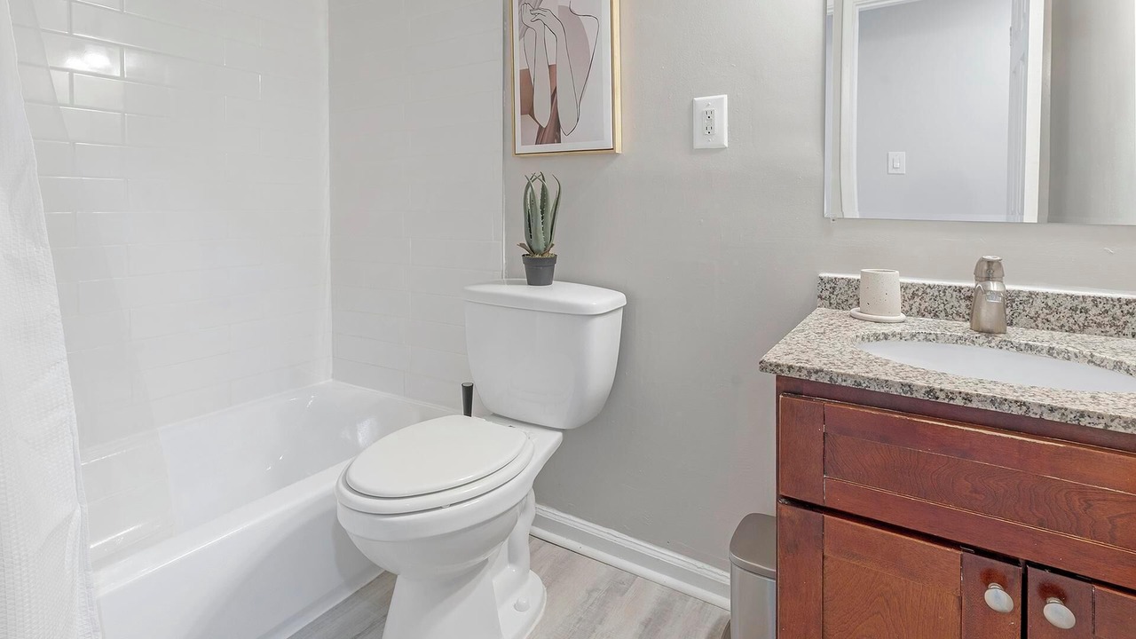 Photo of Bathroom in Greenbelt