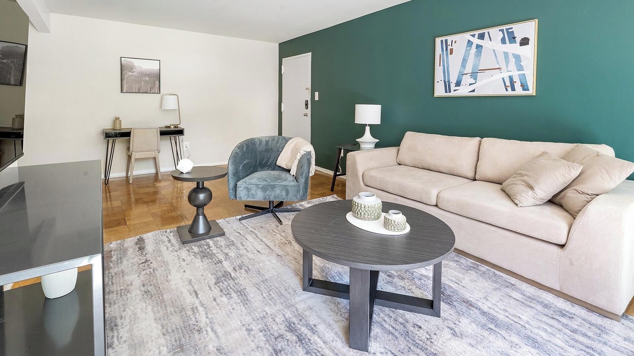 Photo of Livingroom in Greenbelt