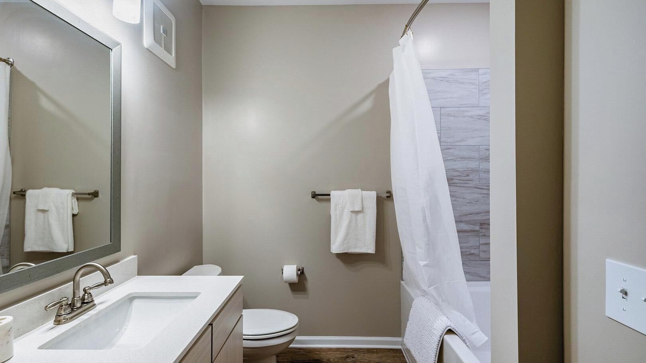 Photo of Bathroom in Kenton