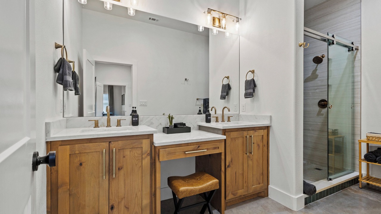 Photo of Bathroom in Denison