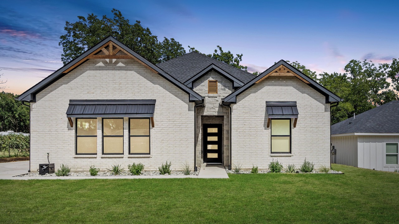 Photo of Outdoor in Denison