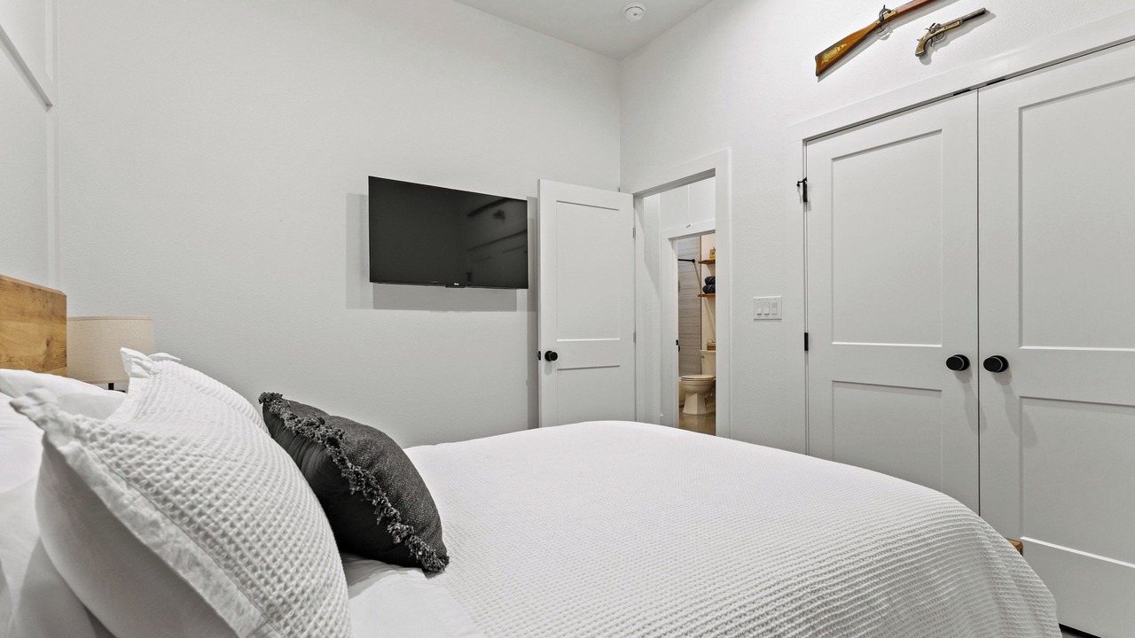 Photo of Bedroom in Denison
