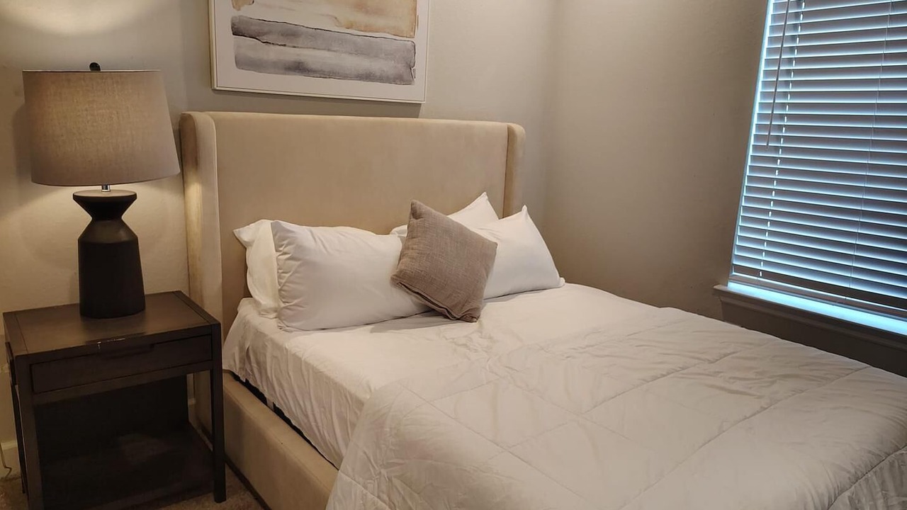 Photo of Bedroom in Newberry