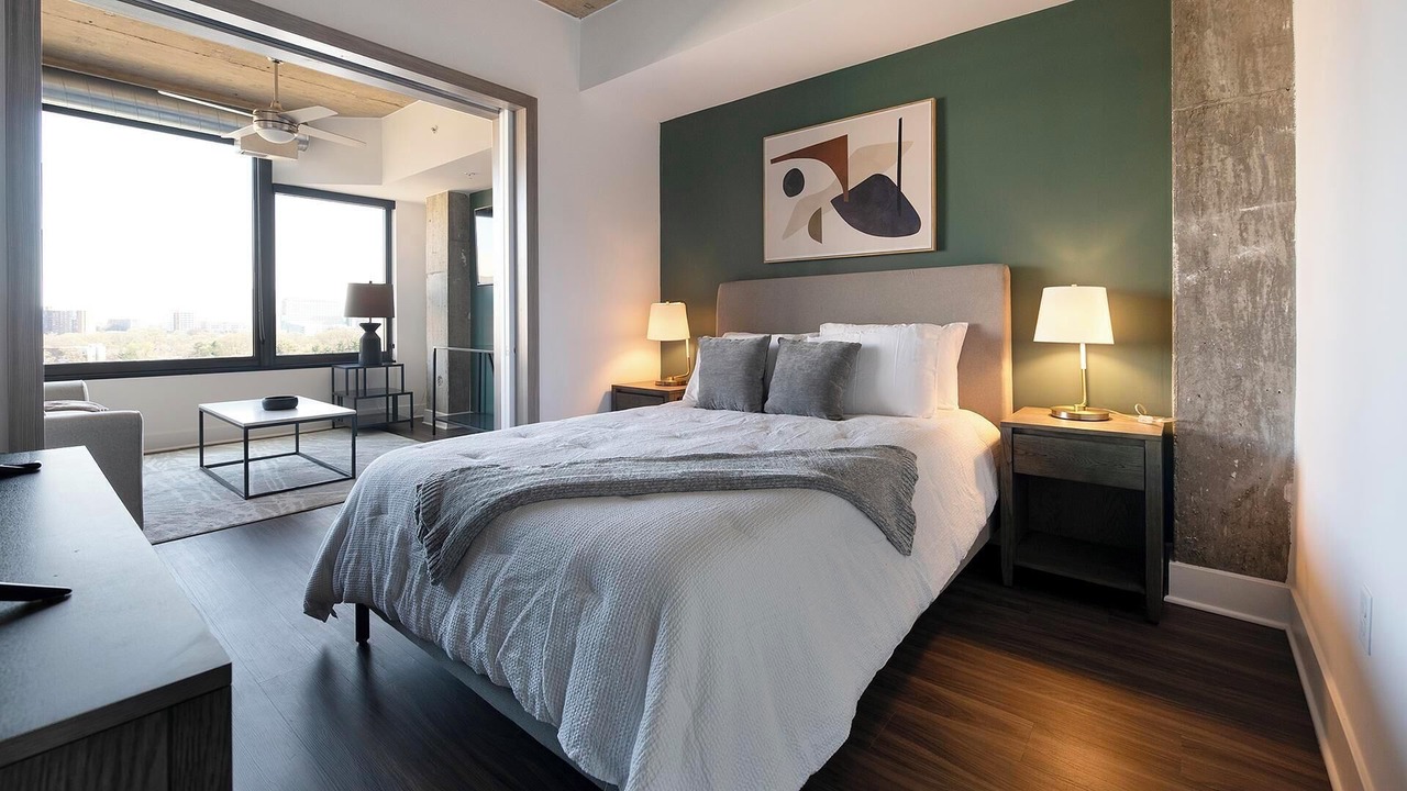 Photo of Bedroom in Baileys Crossroads