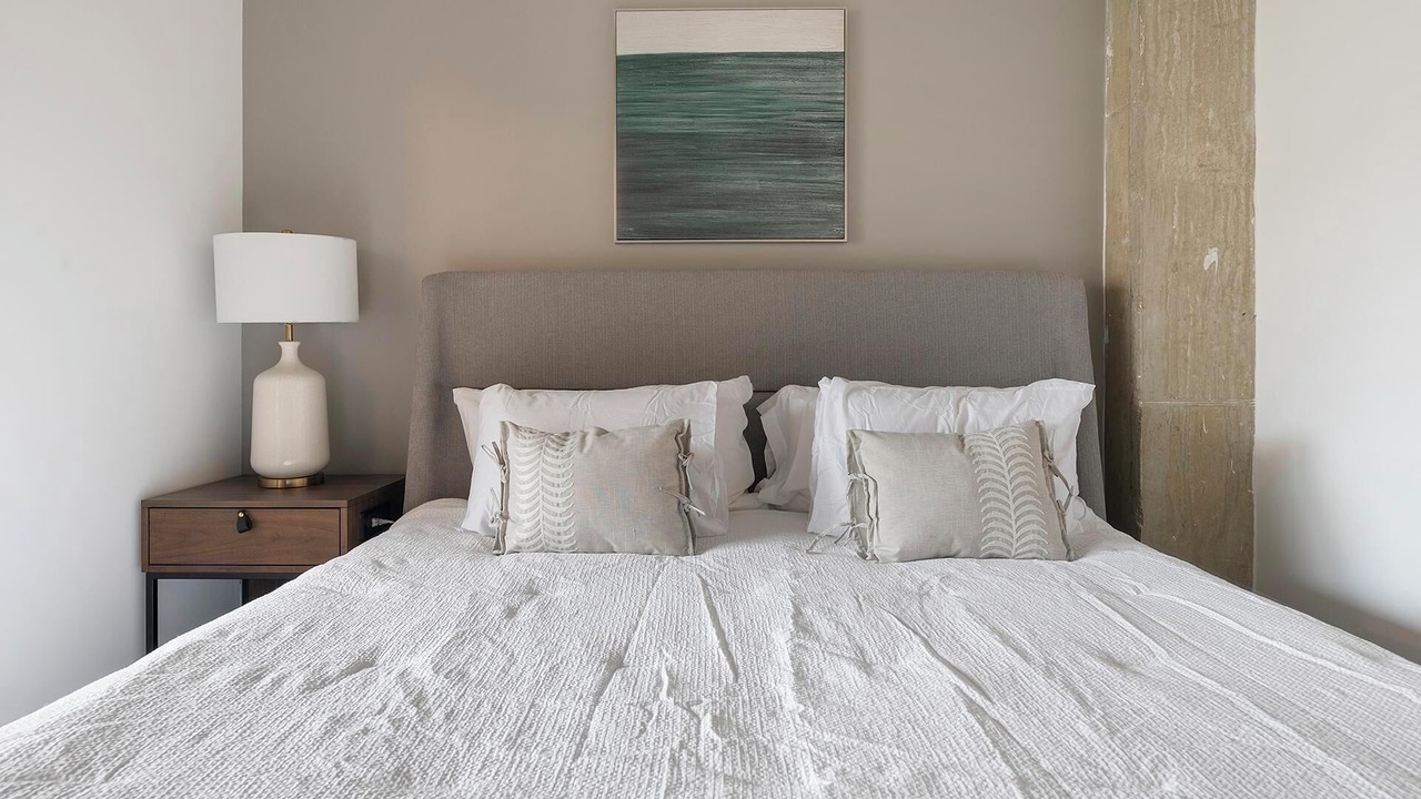 Photo of Bedroom in Baileys Crossroads