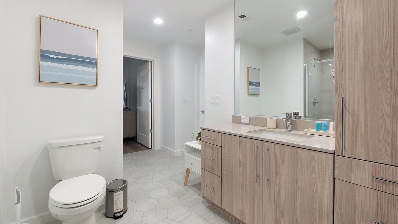 Photo of Bathroom in Baileys Crossroads
