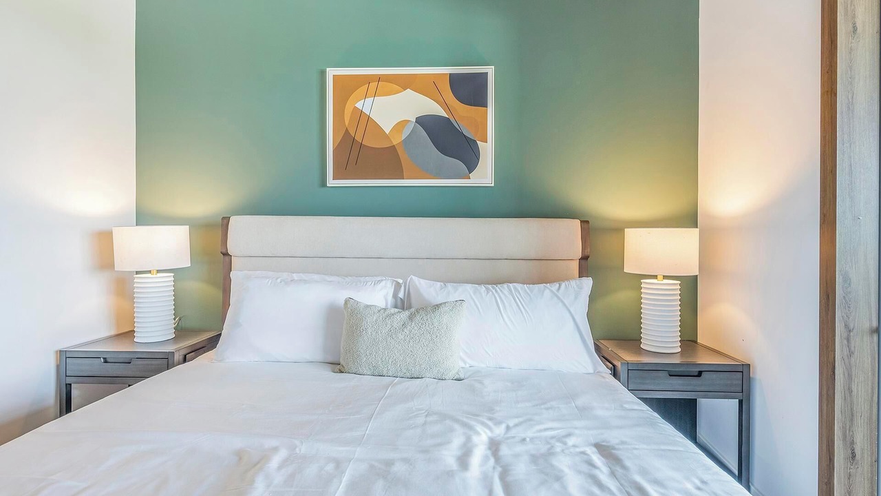 Photo of Bedroom in Baileys Crossroads