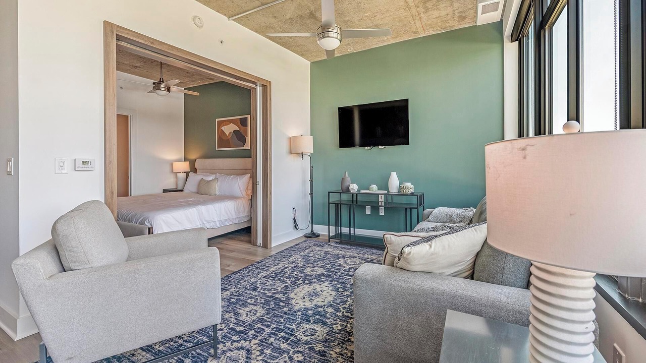 Photo of Bedroom in Baileys Crossroads