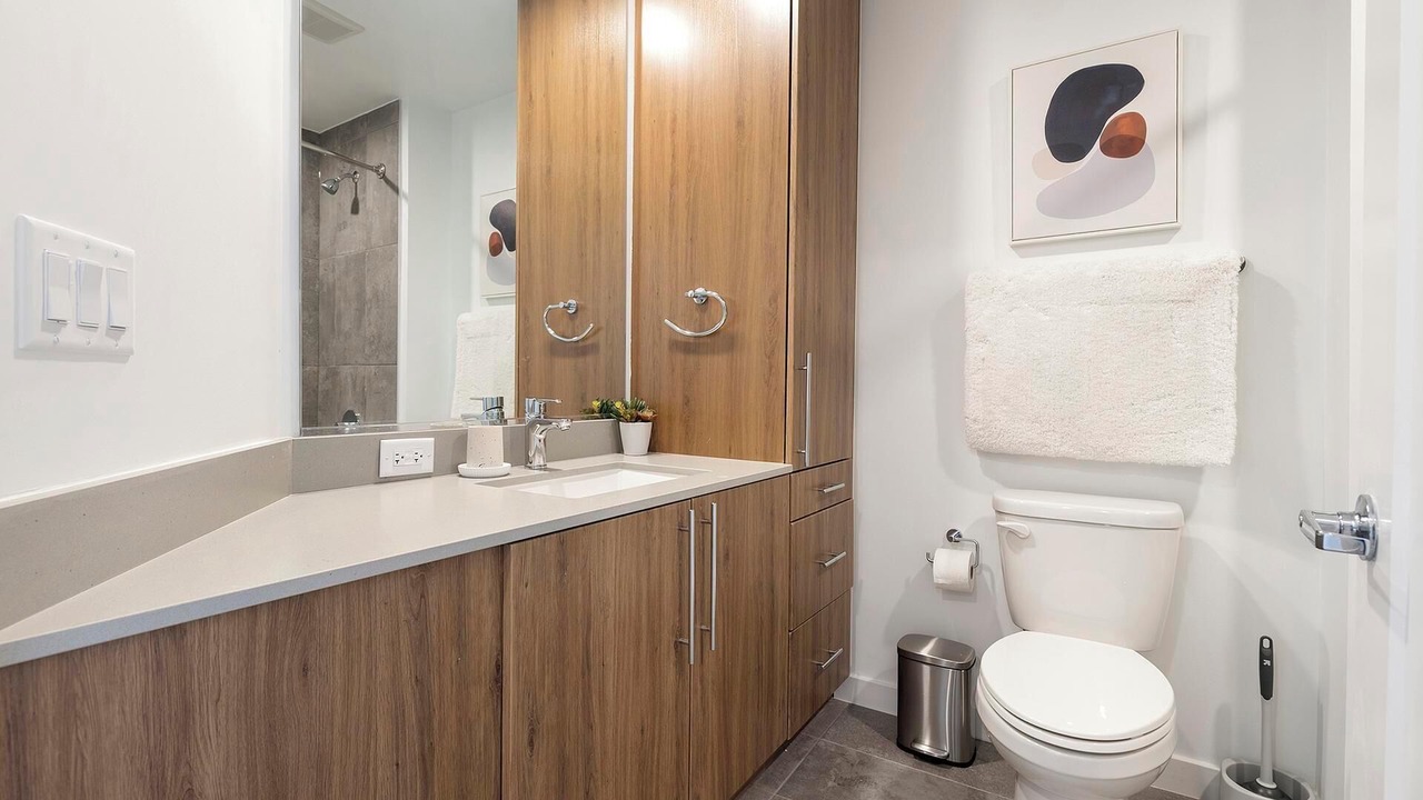 Photo of Bathroom in Baileys Crossroads