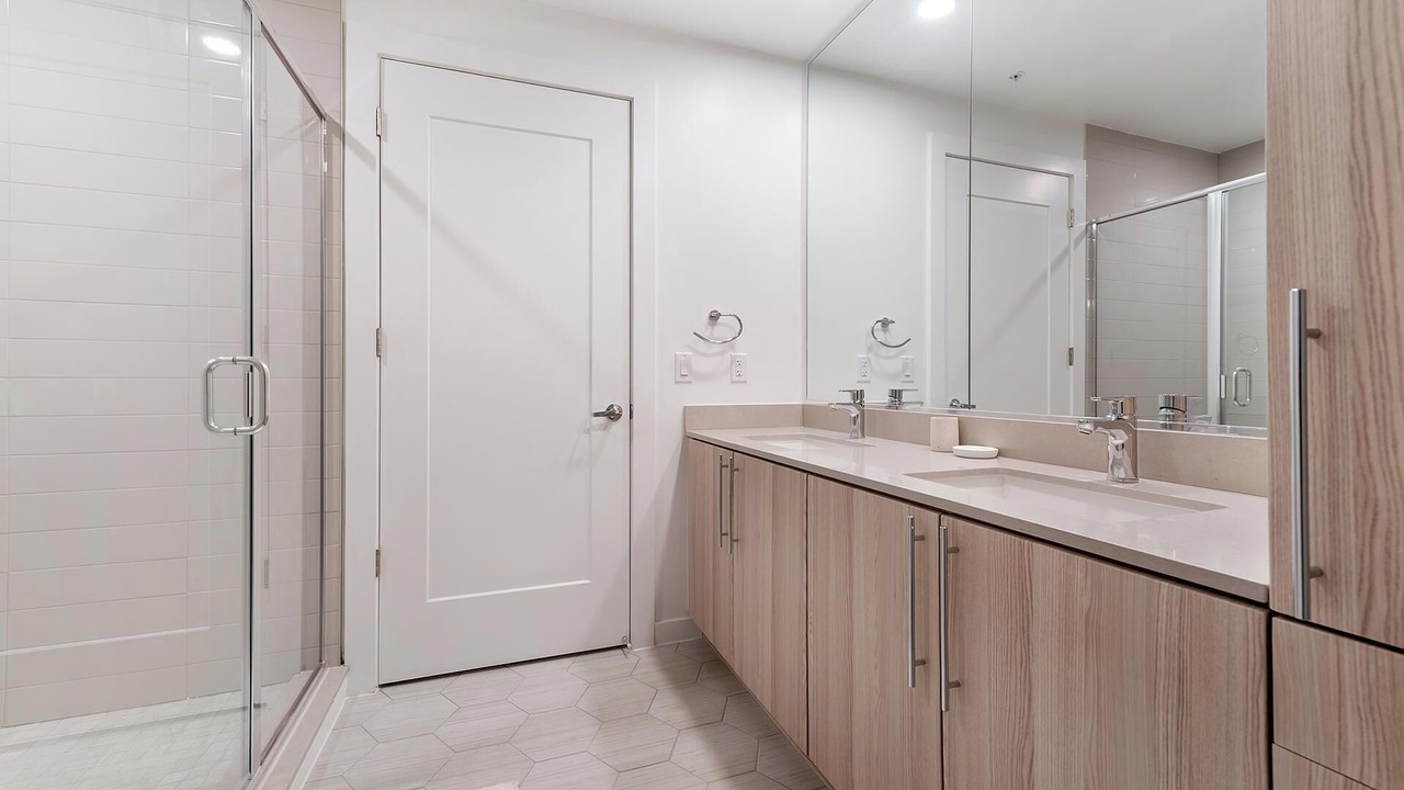 Photo of Bathroom in Baileys Crossroads