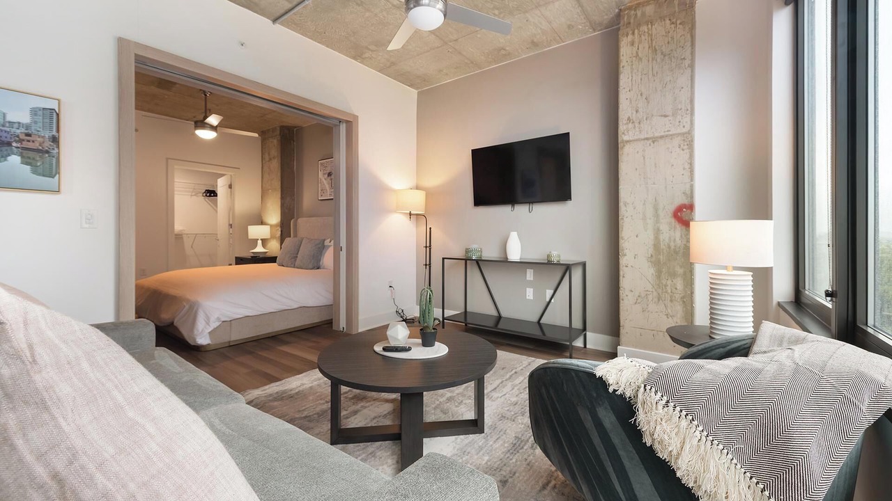 Photo of Bedroom in Baileys Crossroads
