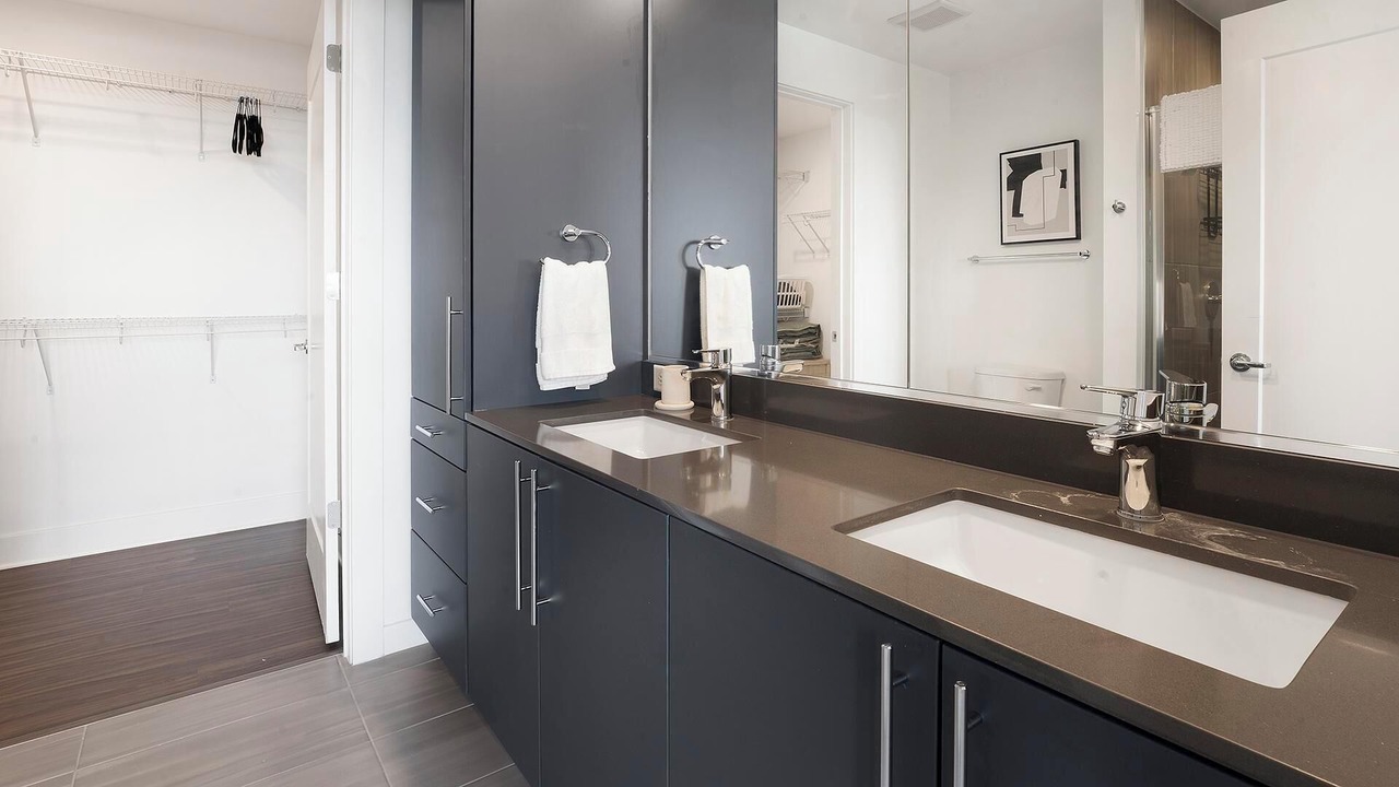 Photo of Bathroom in Baileys Crossroads