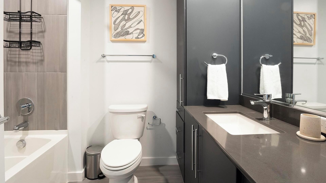 Photo of Bathroom in Baileys Crossroads