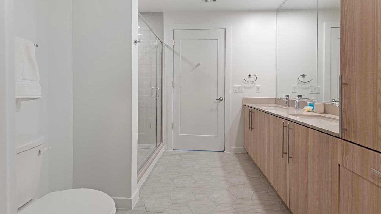Photo of Bathroom in Baileys Crossroads
