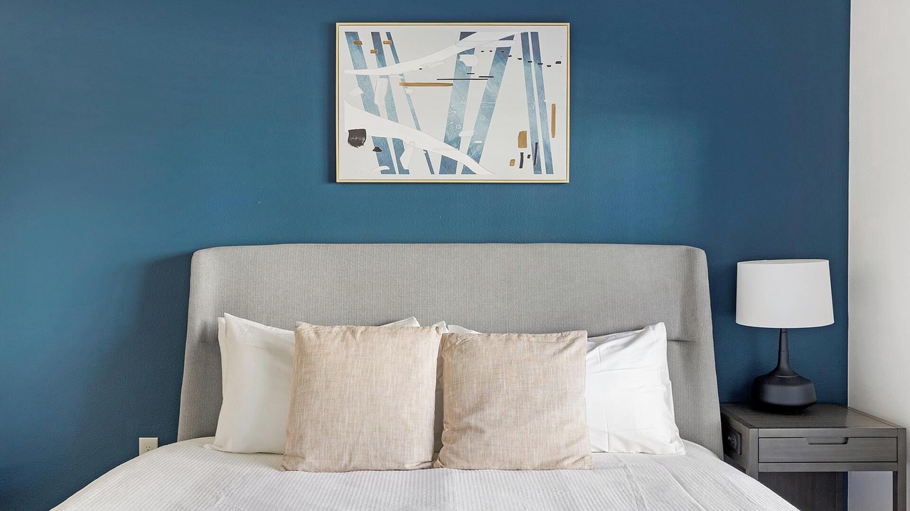 Photo of Bedroom in Venus