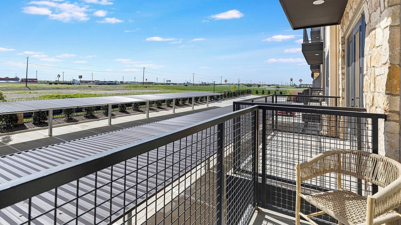 Photo of Patio Balcony in Anna