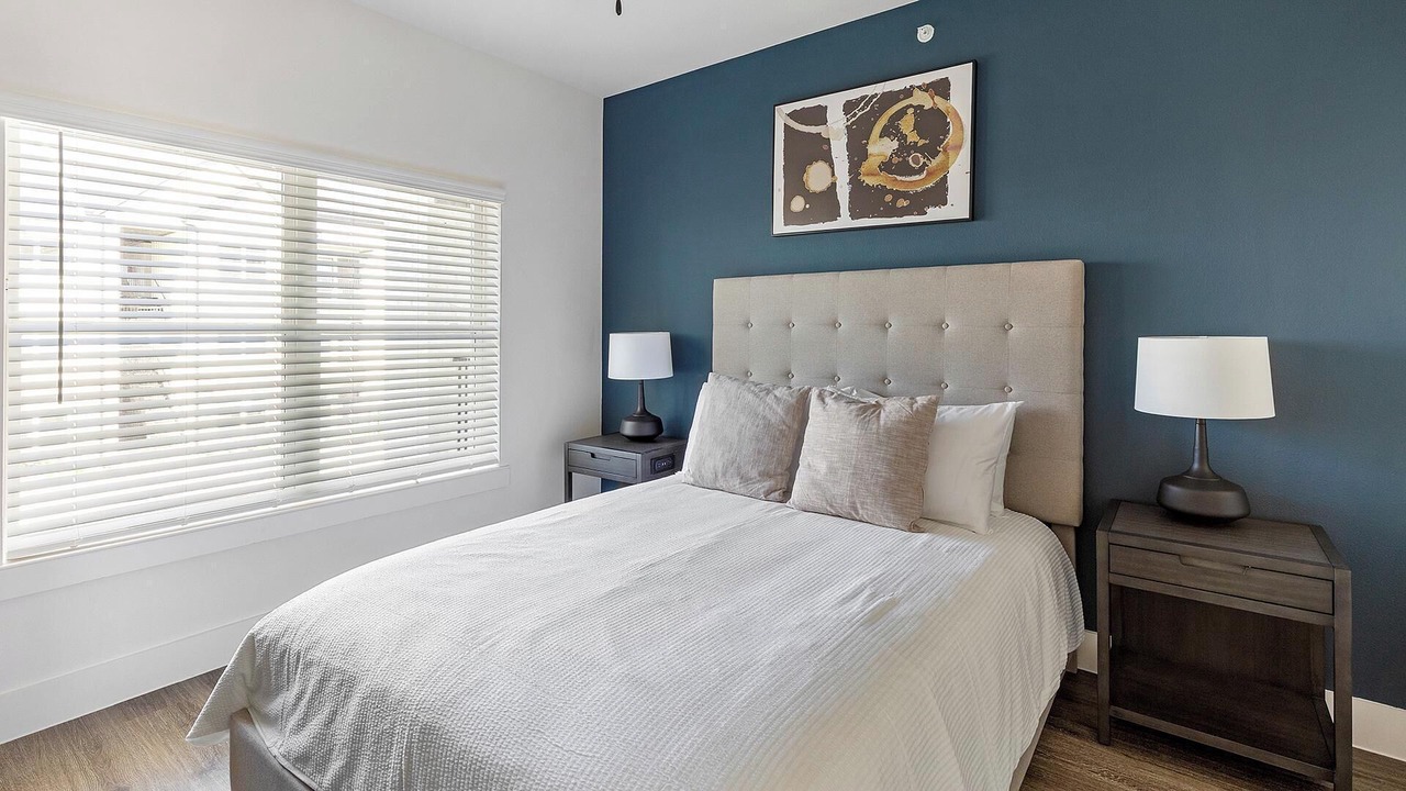Photo of Bedroom in Venus