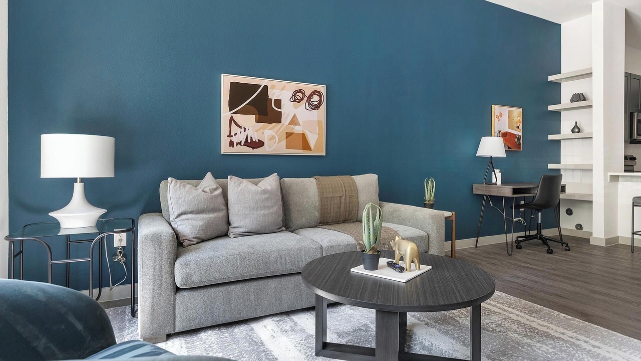 Photo of Livingroom in MLK