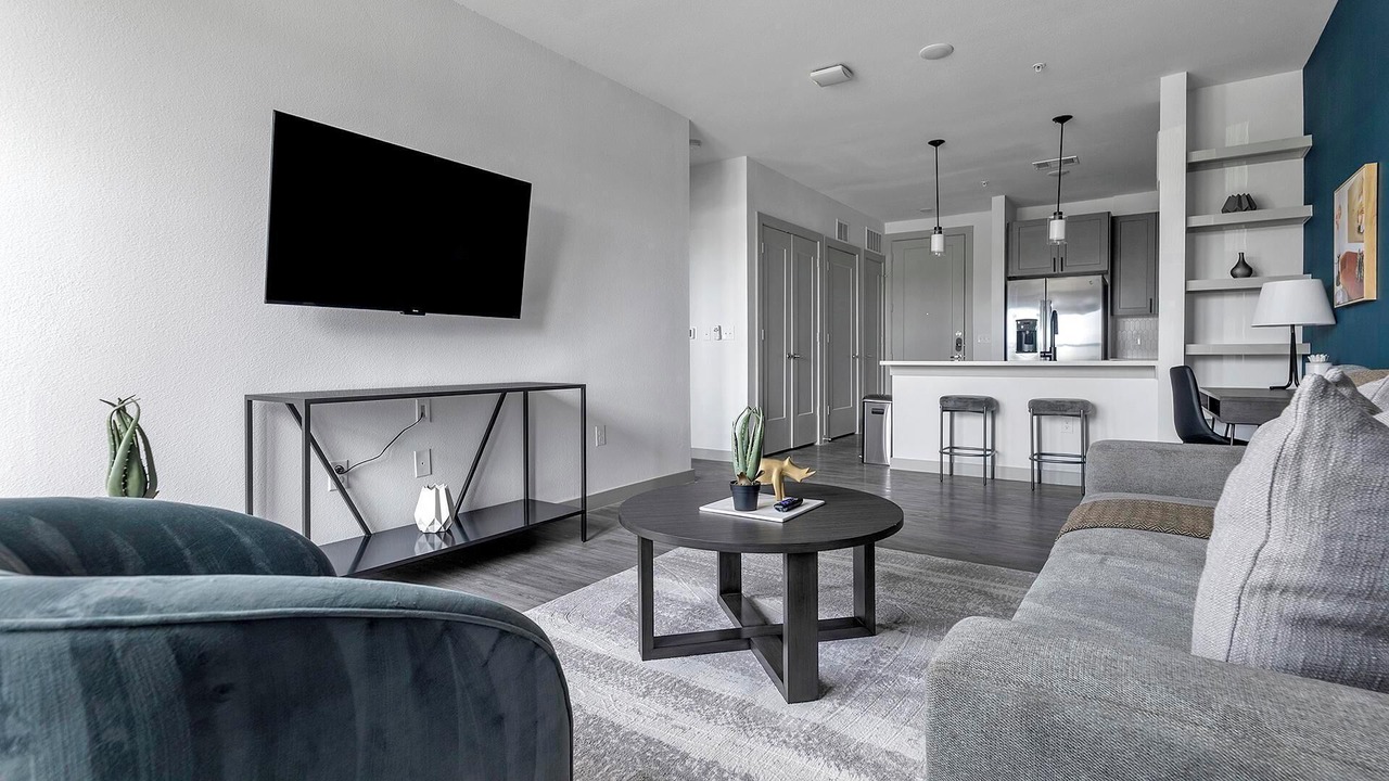 Photo of Livingroom in MLK