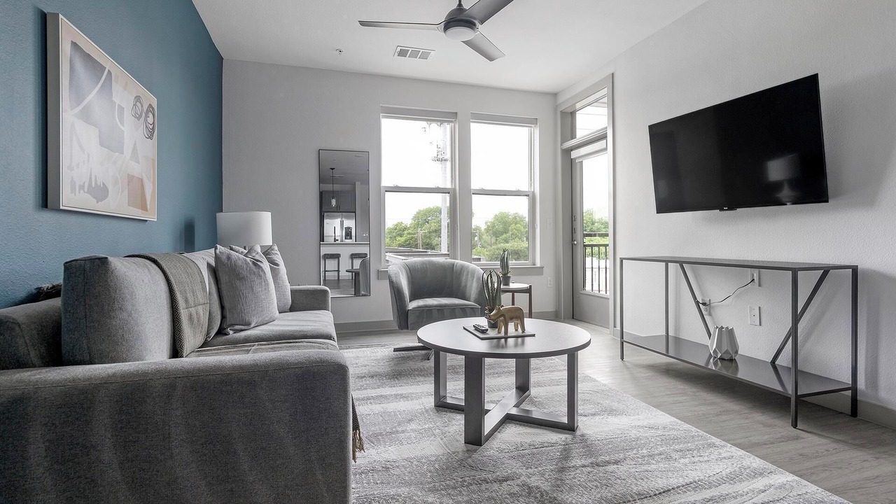 Photo of Livingroom in MLK