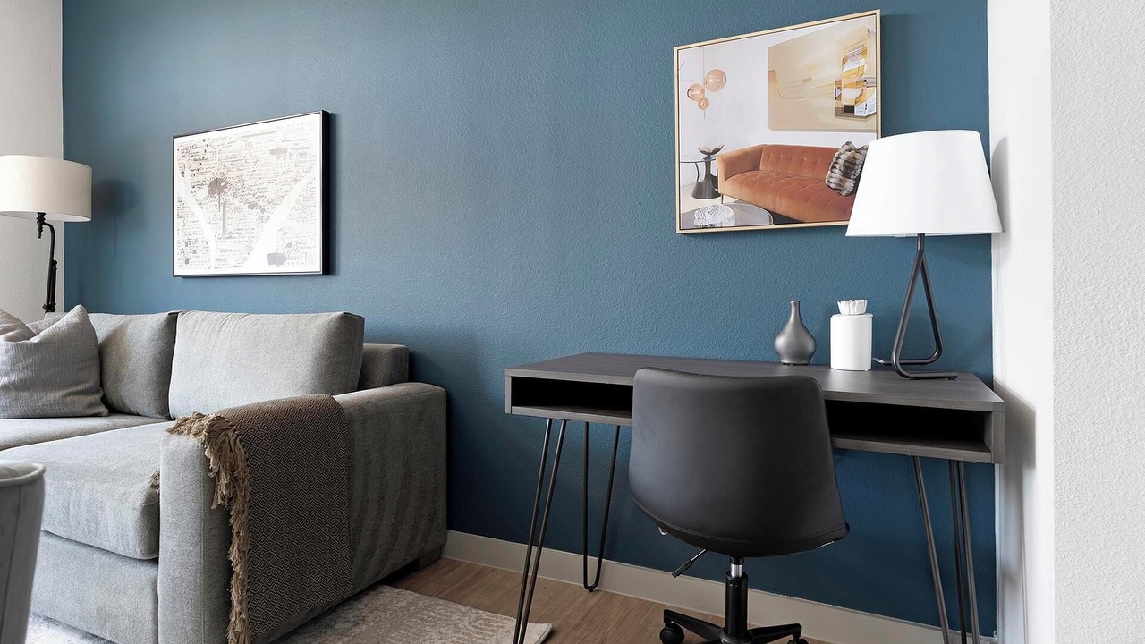 Photo of Livingroom in MLK
