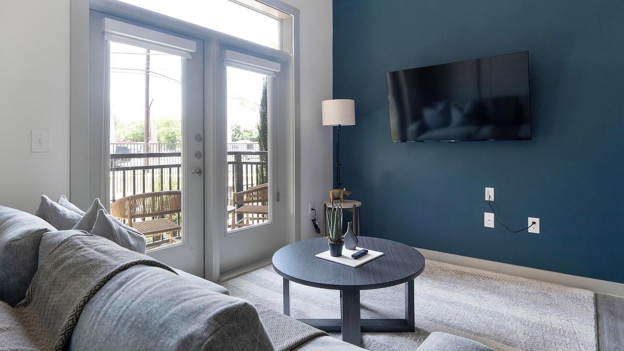 Photo of Livingroom in MLK