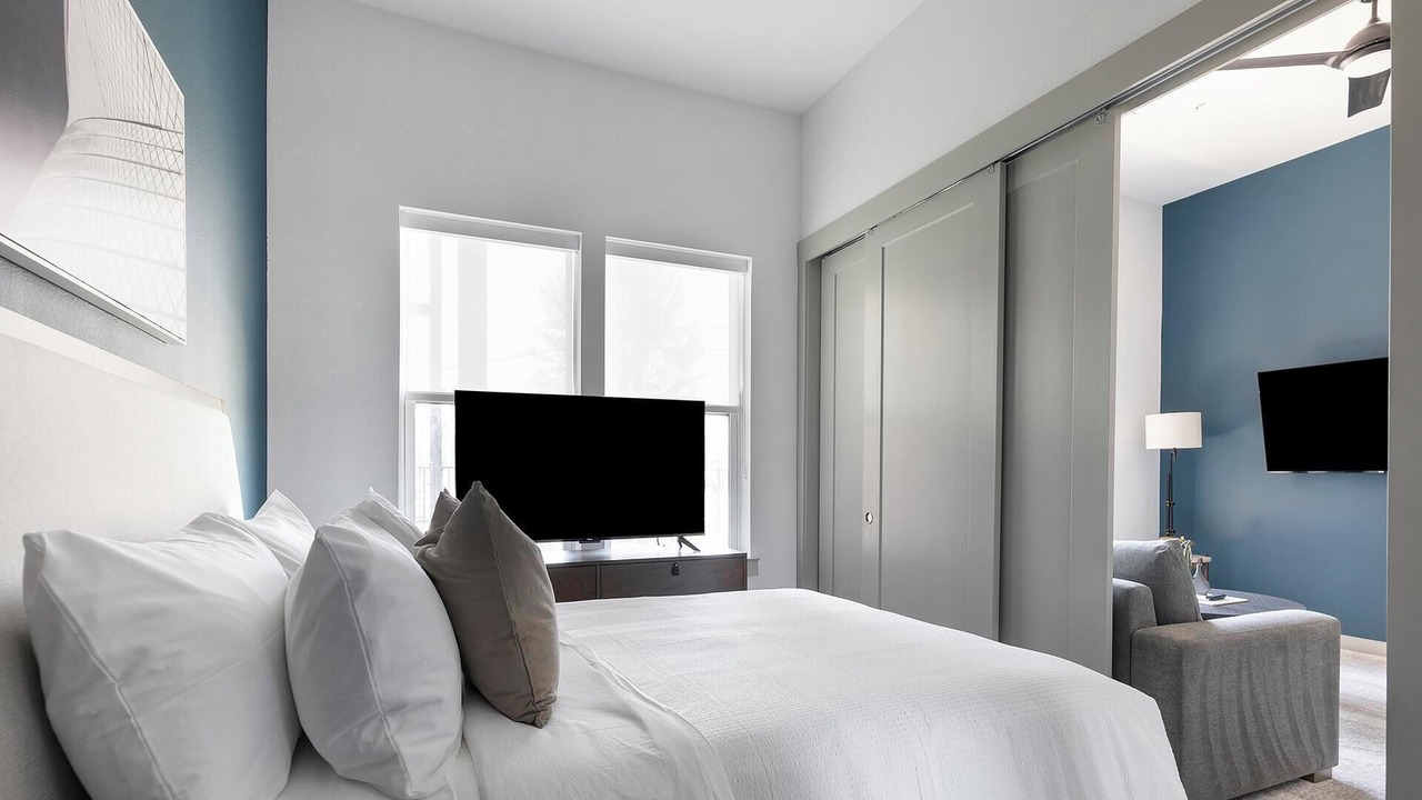 Photo of Bedroom in MLK