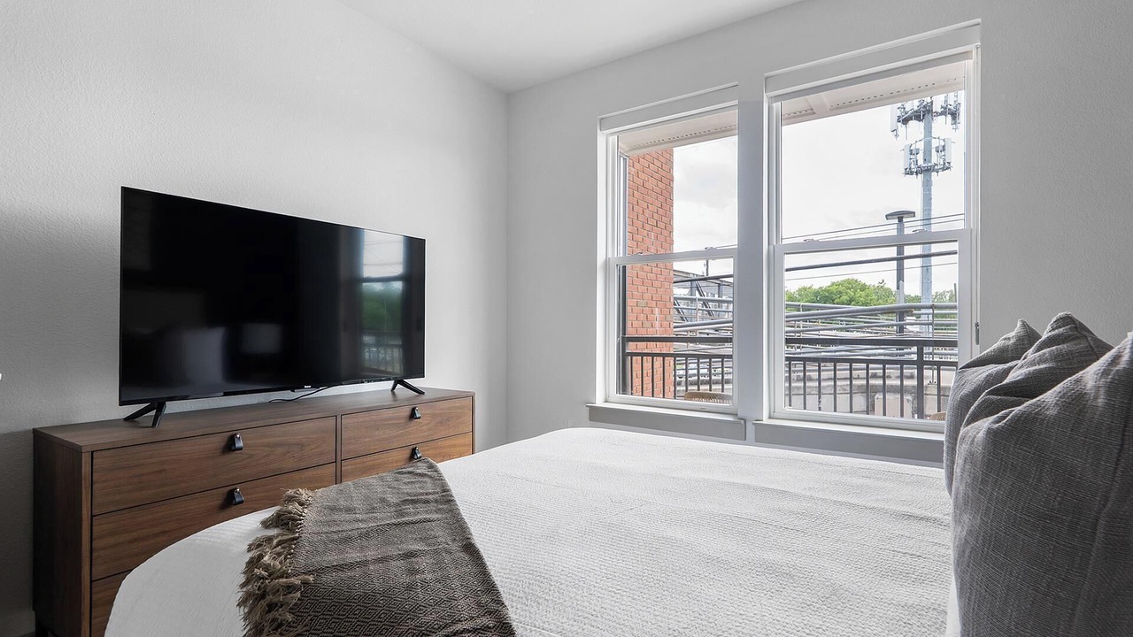 Photo of Bedroom in MLK