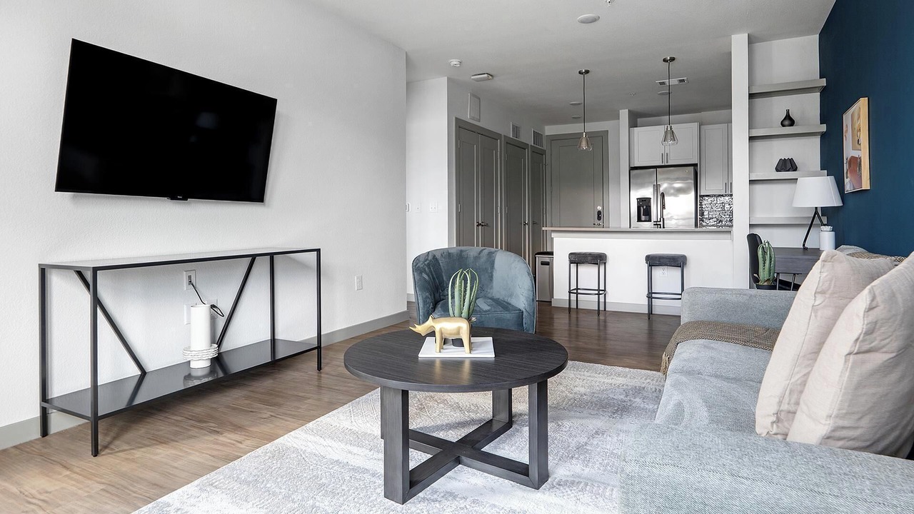 Photo of Livingroom in MLK