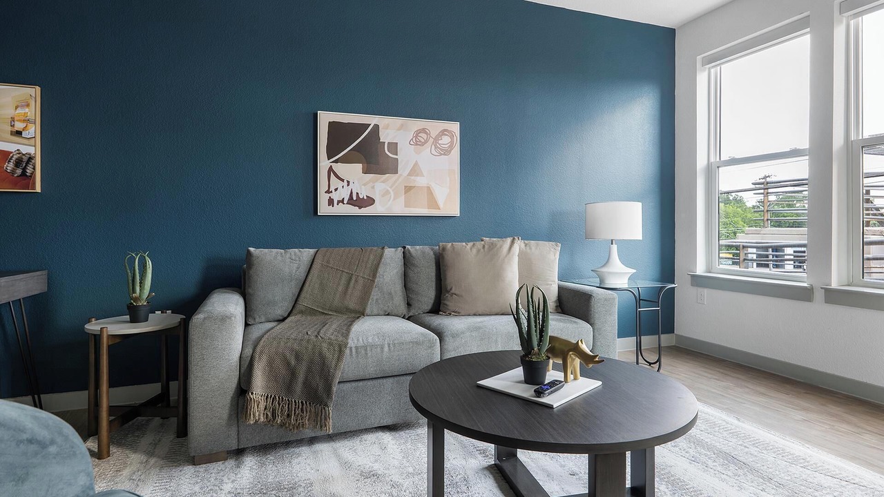Photo of Livingroom in MLK