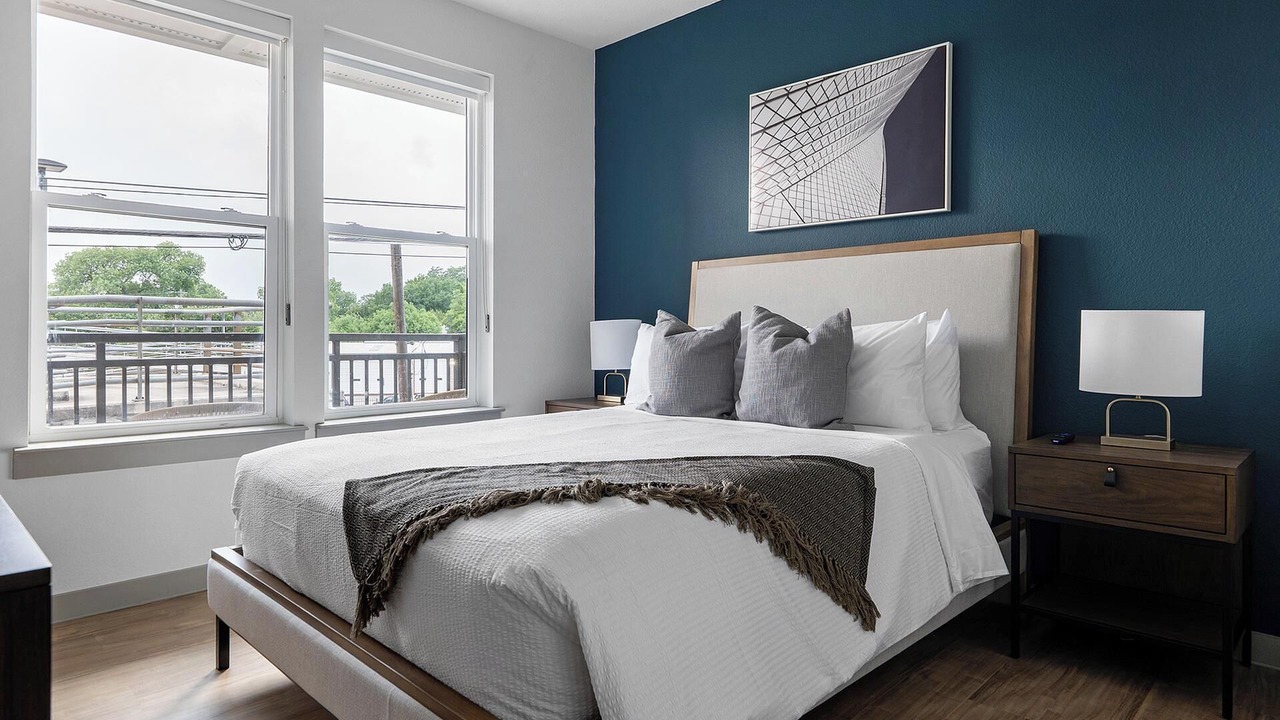 Photo of Bedroom in MLK