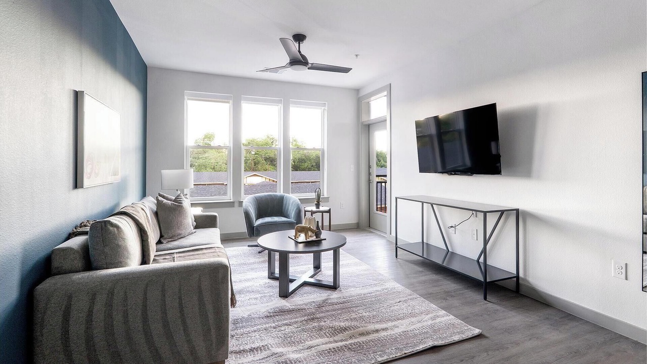 Photo of Livingroom in MLK
