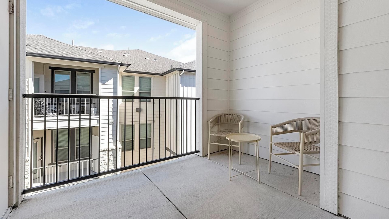 Photo of Outdoor in Manor
