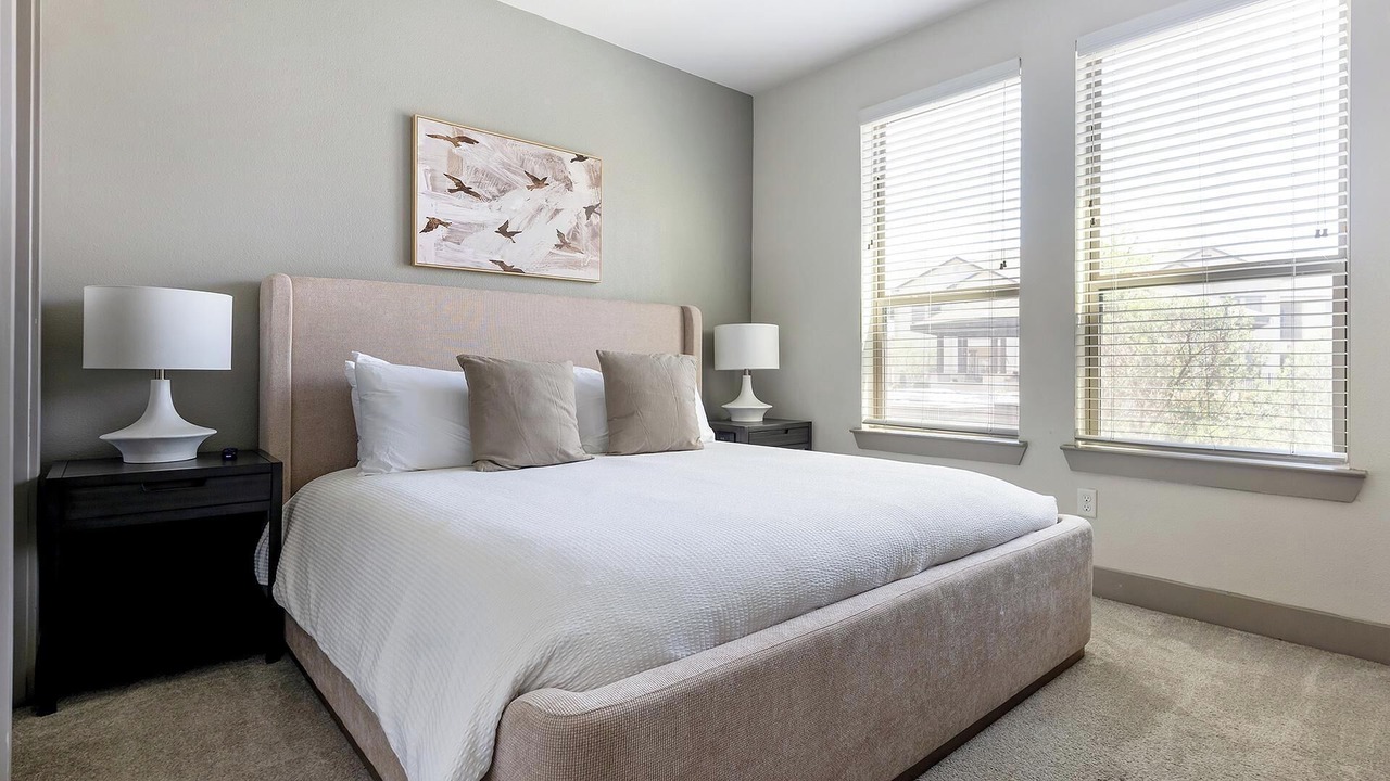 Photo of Bedroom in Manor