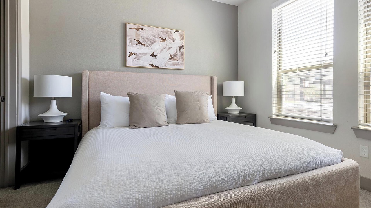 Photo of Bedroom in Manor