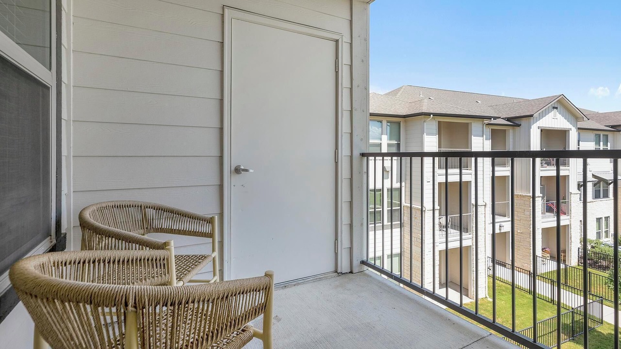 Photo of Outdoor in Manor