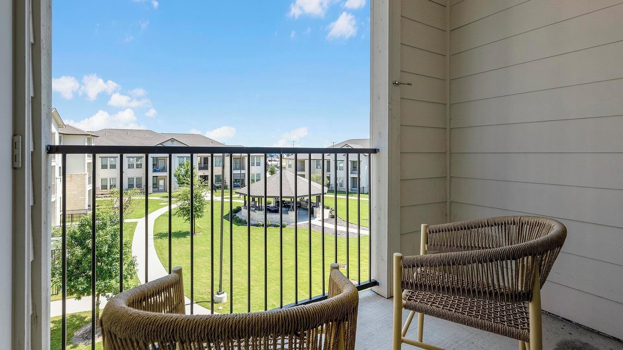 Photo of Outdoor in Manor