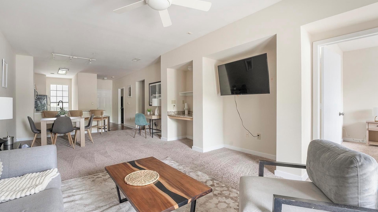Photo of Livingroom in New Pathways