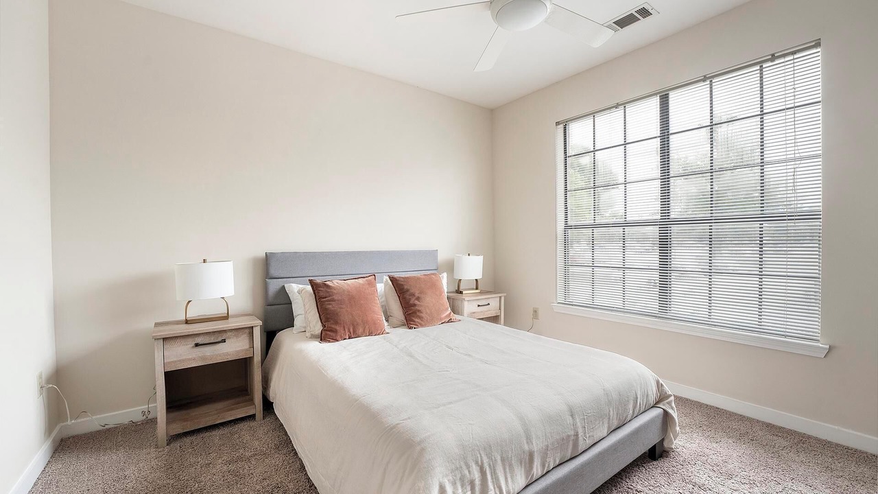 Photo of Bedroom in New Pathways