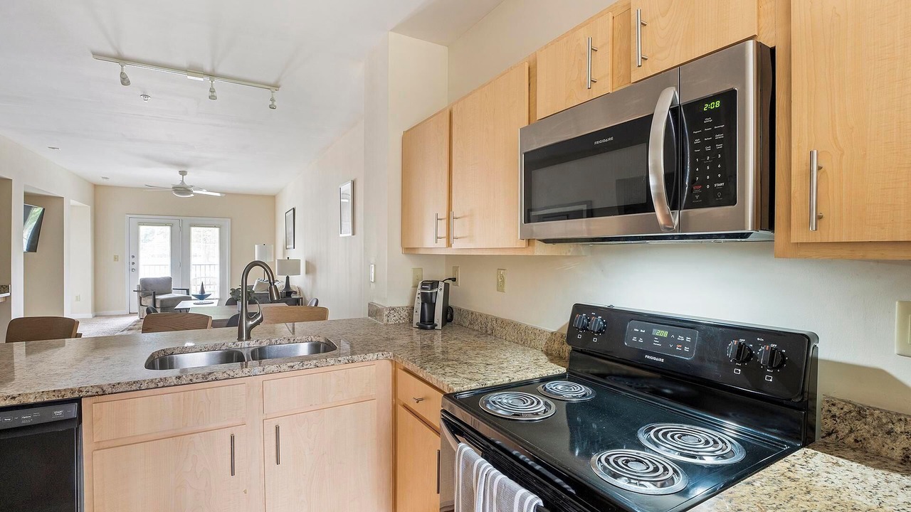 Photo of Kitchen in New Pathways