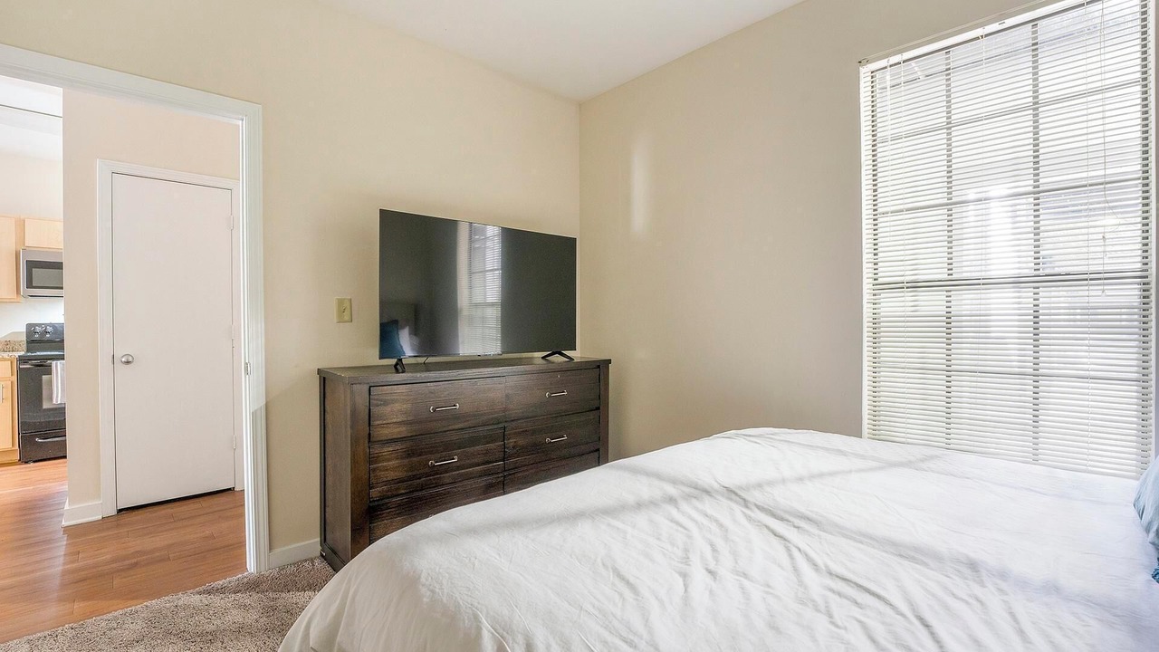 Photo of Bedroom in New Pathways
