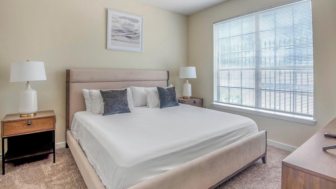 Photo of Bedroom in New Pathways